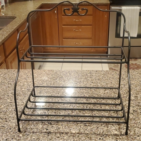 Longaberger Accents Longaberger Wrought Iron Small Bakers Rack